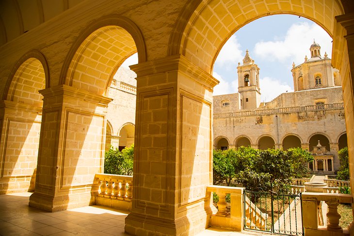 Tempat Rekreasi Populer di Malta